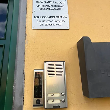 Casa Francia Alidosi Bologna